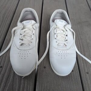 Women's White SAS Free Time Walking/Work Well Comfort 7.5 M Shoes Made In USA
